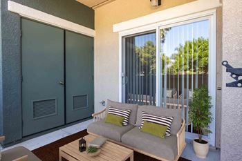 Patio/balcony